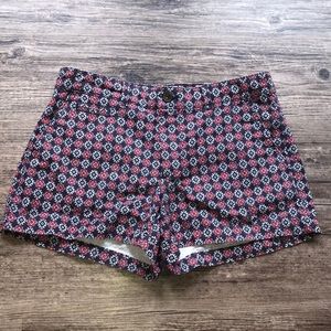 GAP patterned shorts